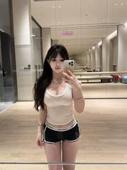 美乳欠操嫩妹儿洛娇