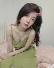 可可三通的小骚货