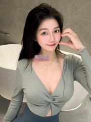 气质美少妇玫瑰