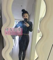 配合度高+丝袜控的嫩妹