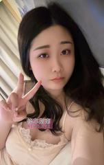 福州蜜桃臀风骚熟女两枚