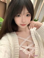 女神级别齐刘海妹儿半夏