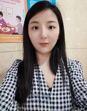 娇小清纯小姐月月