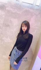 制服美熟女小猫咪