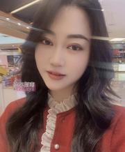 过年不回家的小猫咪