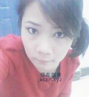 前凸后翘女神小美